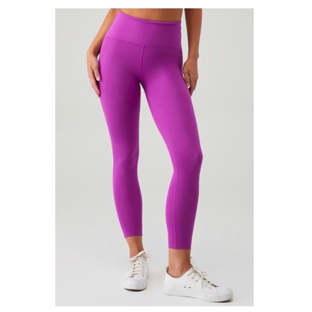 Beyond Yoga Strive High Waist Pocket Midi Leggings Violet Berry Yoga Athleisure